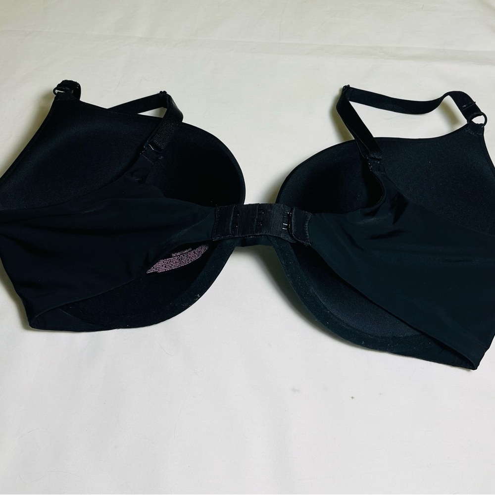 Victoria Secret Black Women's Bra Sz 34DD - Picture 2 of 5